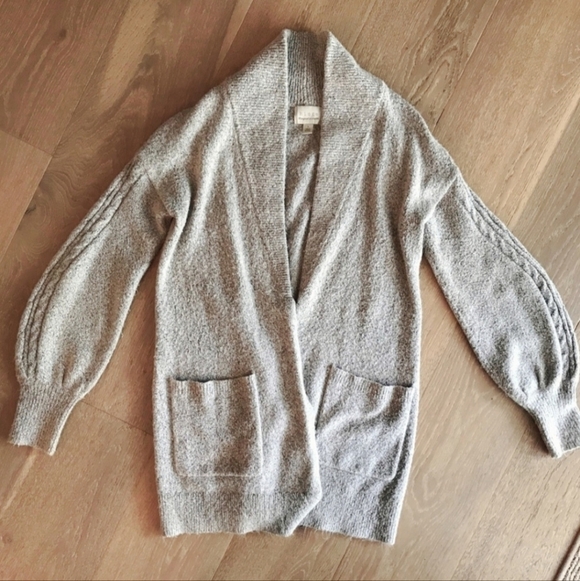 hinge Sweaters - Hinge Oversized Open Cardigan Sweater Balloon Sleeves Women's XS Grey Fuzzy EUC